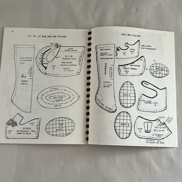 New That Special Touch, Costumes for Bears 1985 Lois Frederick Pattern BOOK - Picture 13 of 14